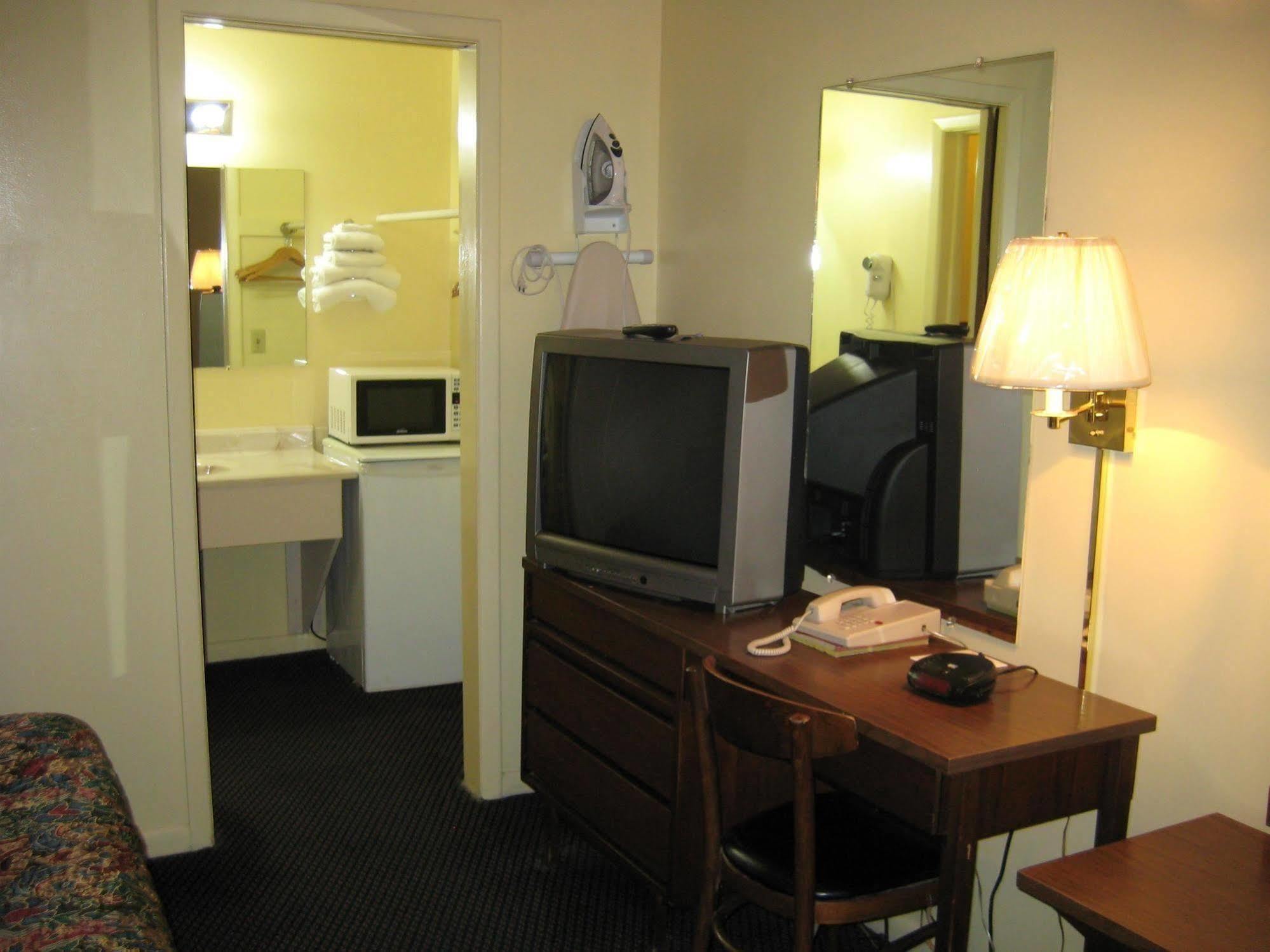 Luxury Inn Forrest City Kültér fotó